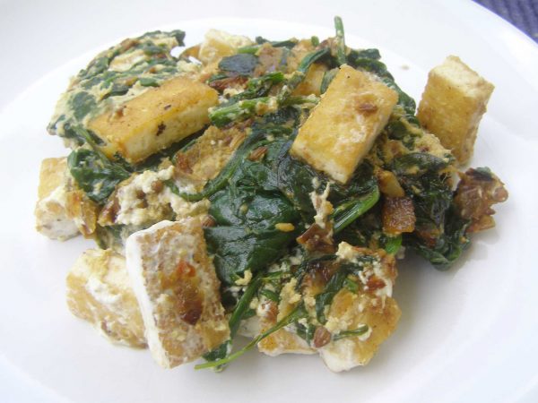 Tofu Saag Paneer (Tofu With Spinach, Ginger, Coriander and Turmeric) for one